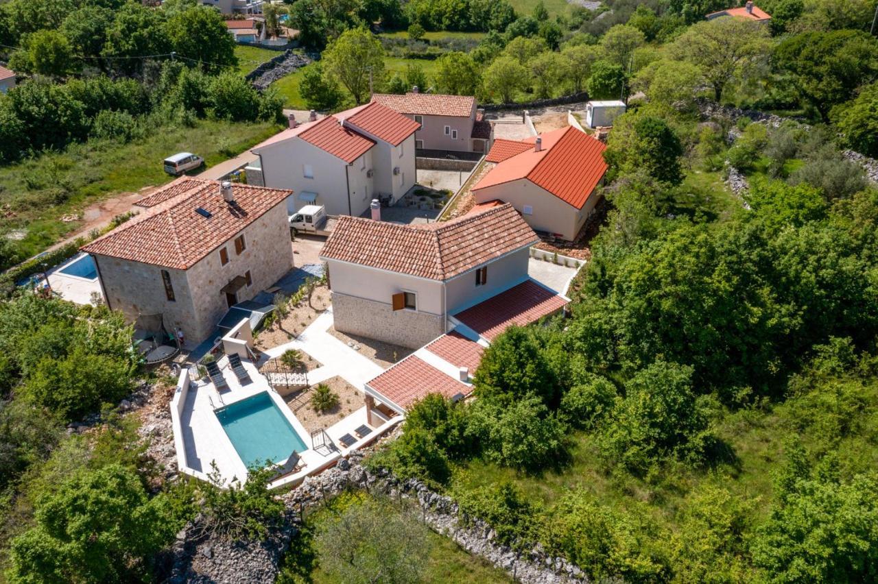Villa Oasa Малинска Екстериор снимка