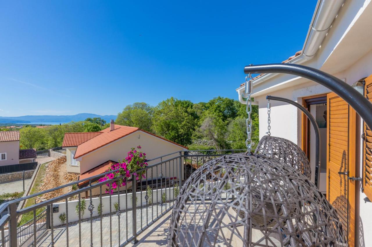 Villa Oasa Малинска Екстериор снимка